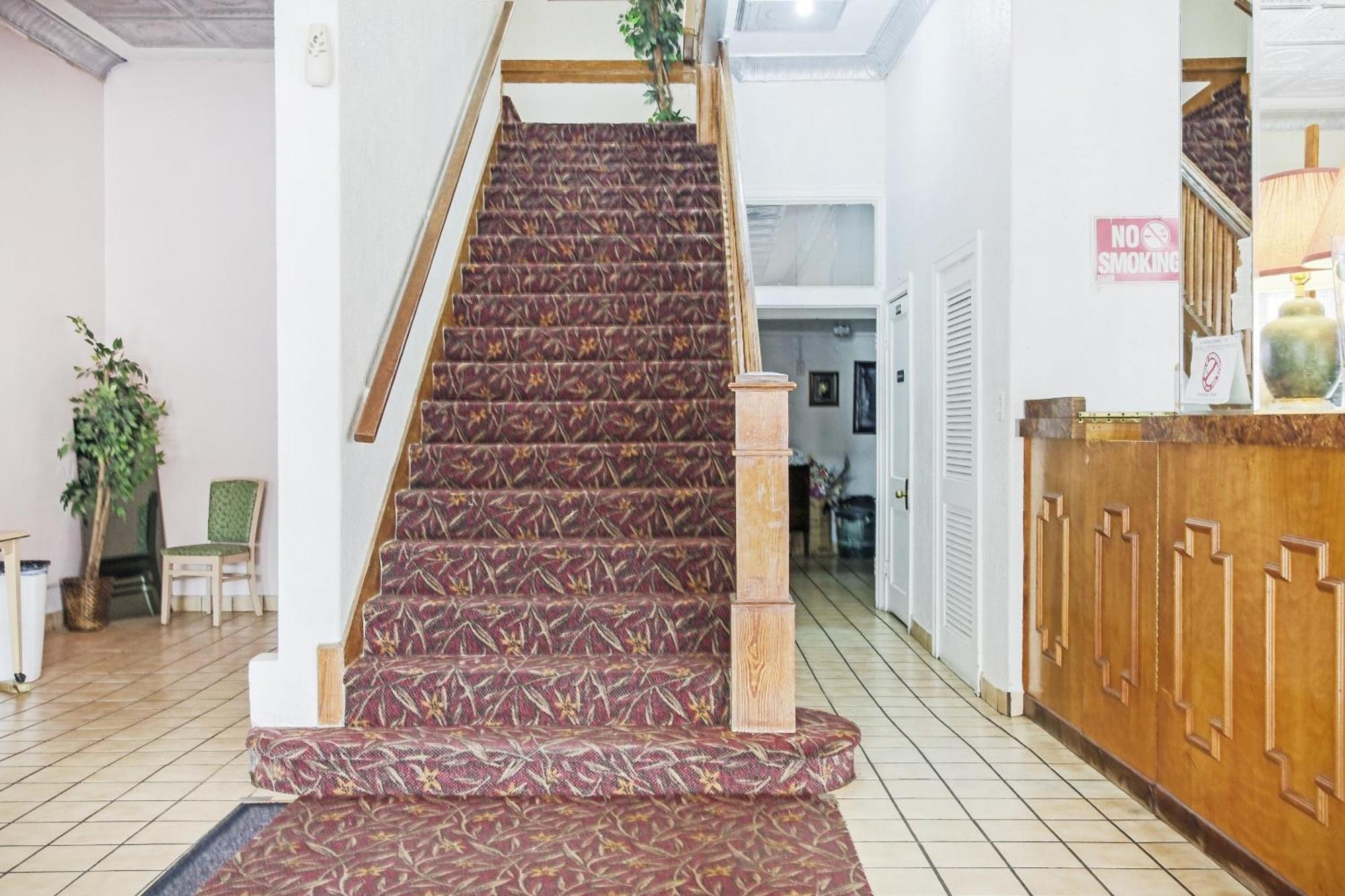 Oyo Historic Cameron Hotel Brownsville I-69E Ngoại thất bức ảnh